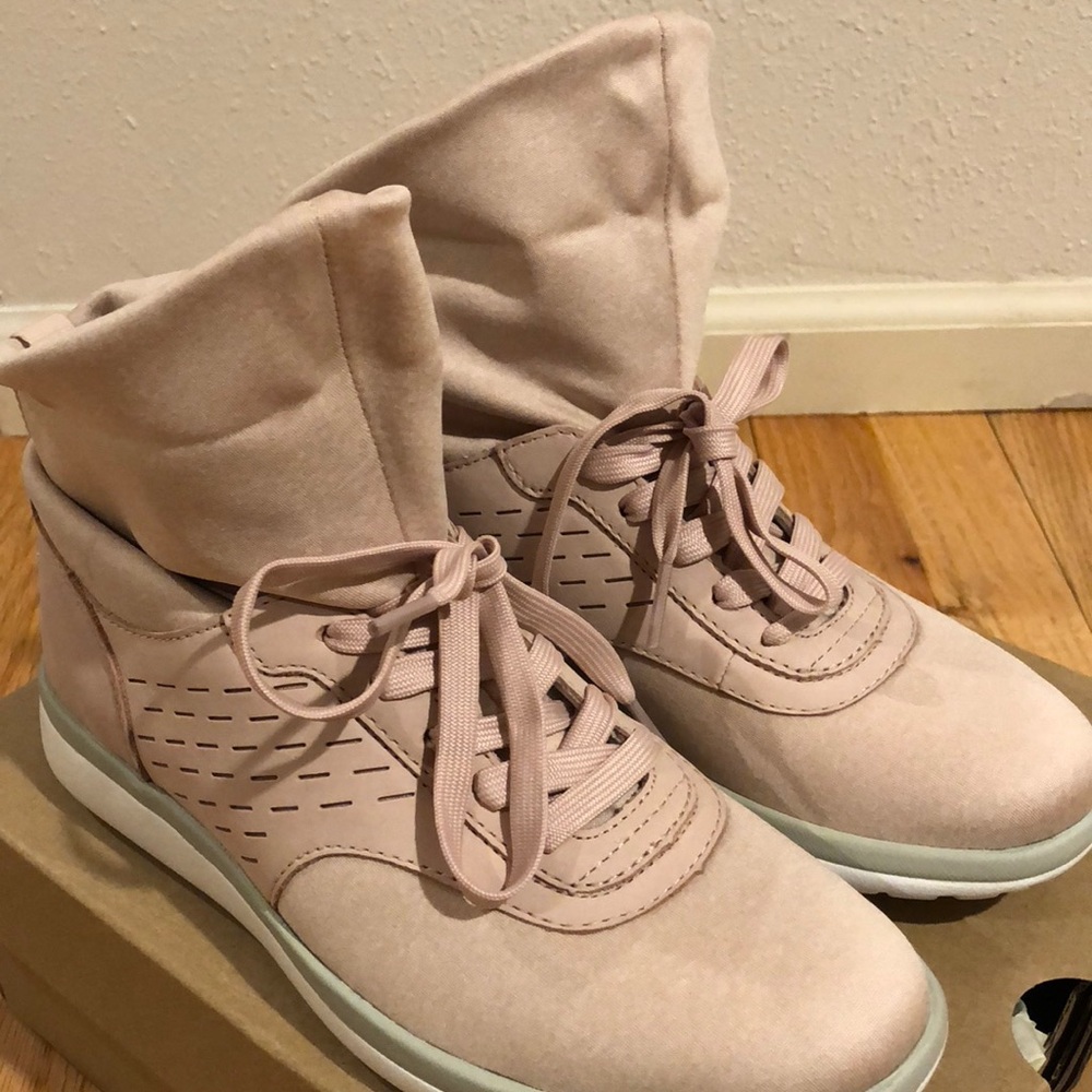 Ugg sneaker - Picture 4 of 5